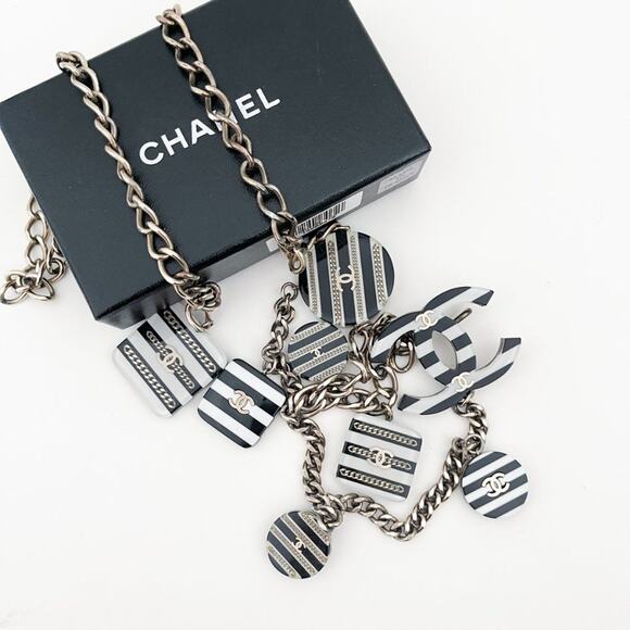 CHANEL 2005 CC Chain Belt Necklace Black and White Stripe Resin Charms Logo - Picture 16 of 16